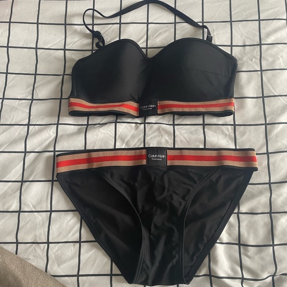 Calvin Klein Other - Size S Calvin Klein Halter Bikini